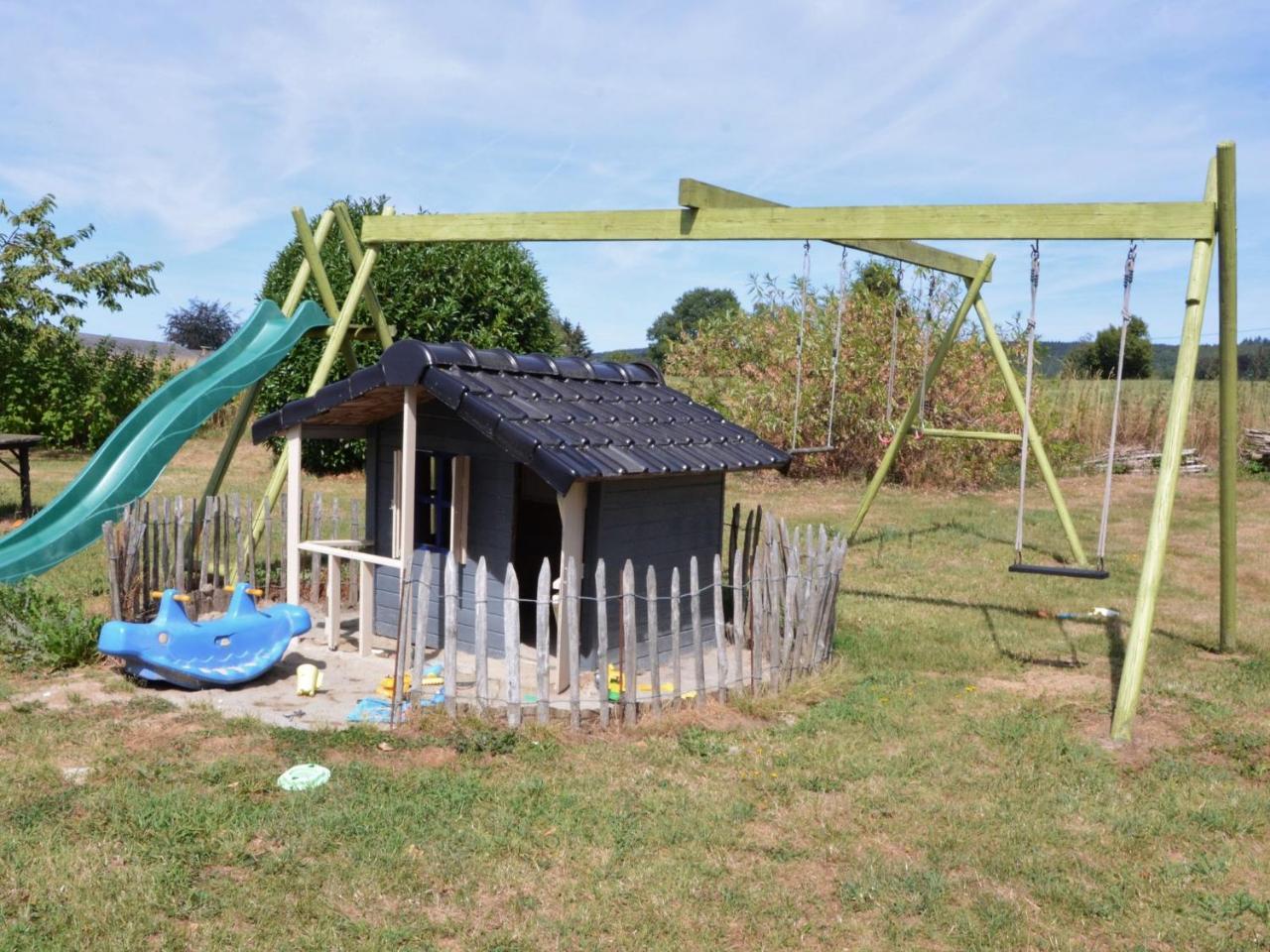 Gorgeous Holiday Home In Stoumont With Garden Екстер'єр фото